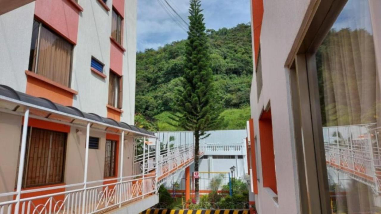 Hotel Emperador Barbosa  Exteriör bild