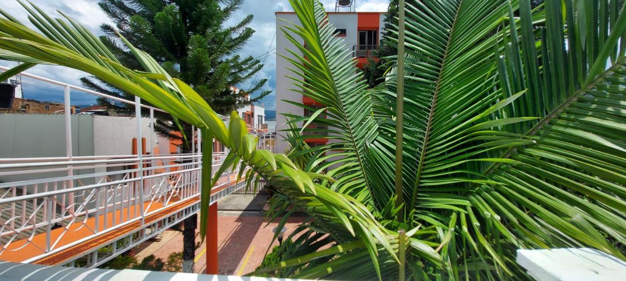 Hotel Emperador Barbosa  Exteriör bild