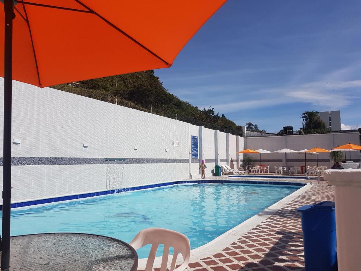 Hotel Emperador Barbosa  Exteriör bild